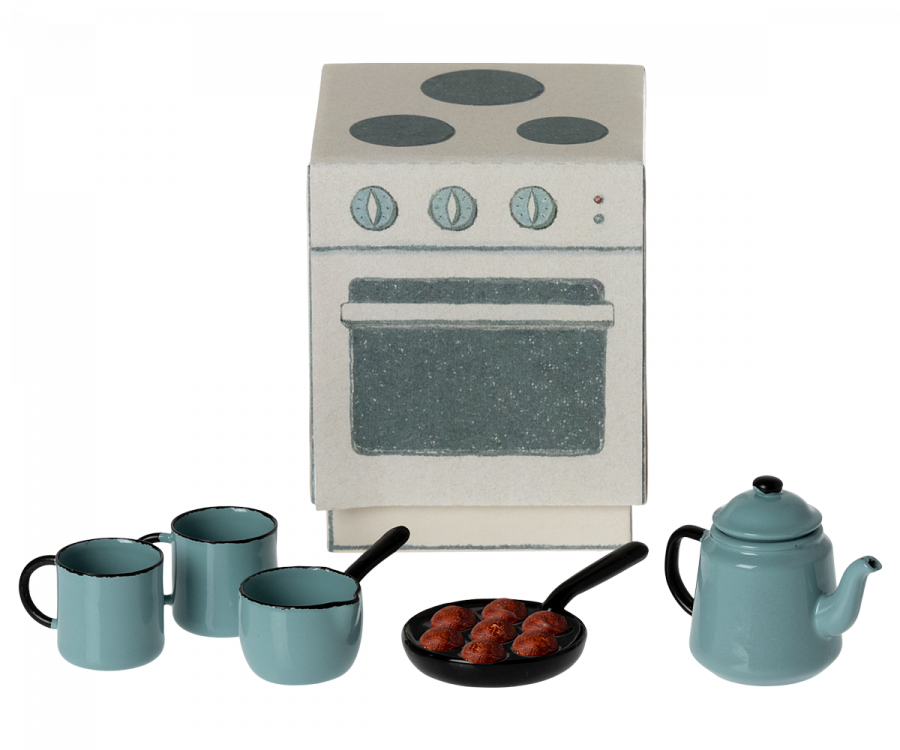 Madam Blue’s Favorites Set