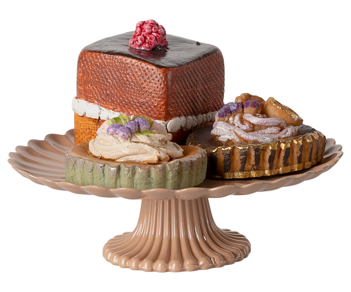 Cakes & Cake Stand