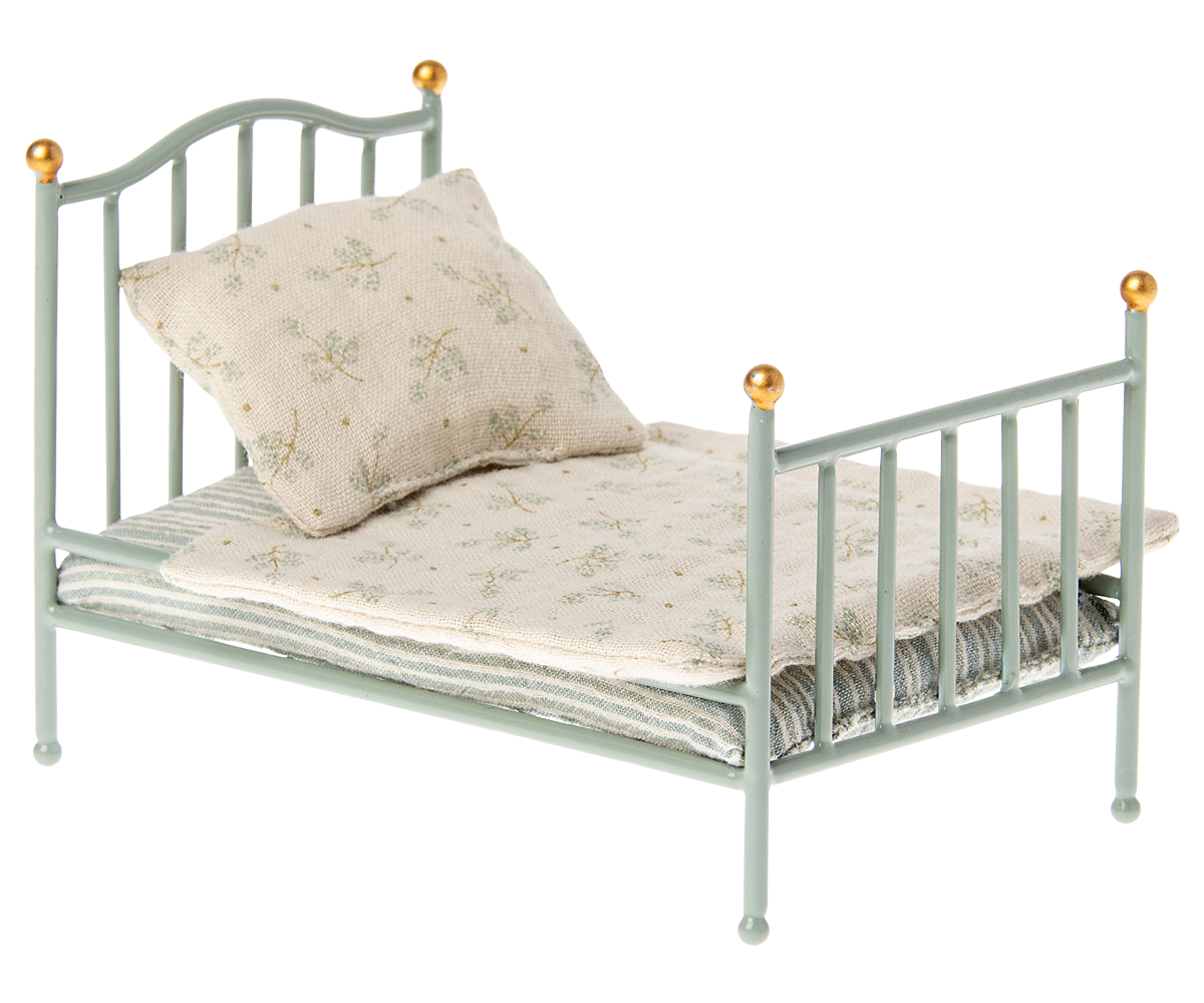 Vintage Metal Bed