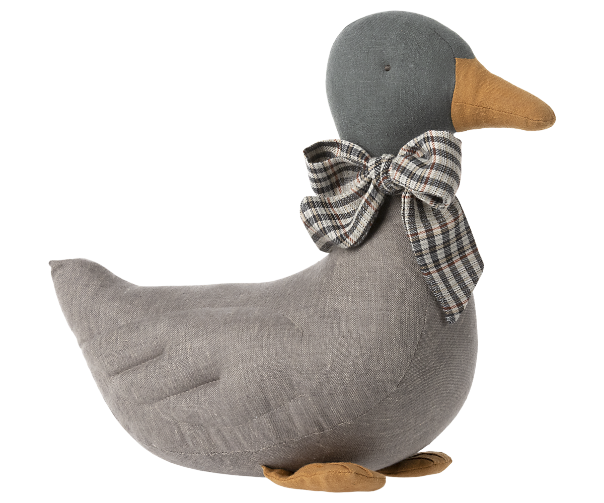 Duck with Bow