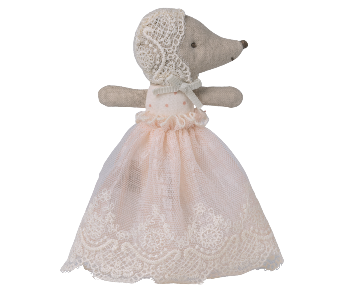 Baby Mouse in Gown