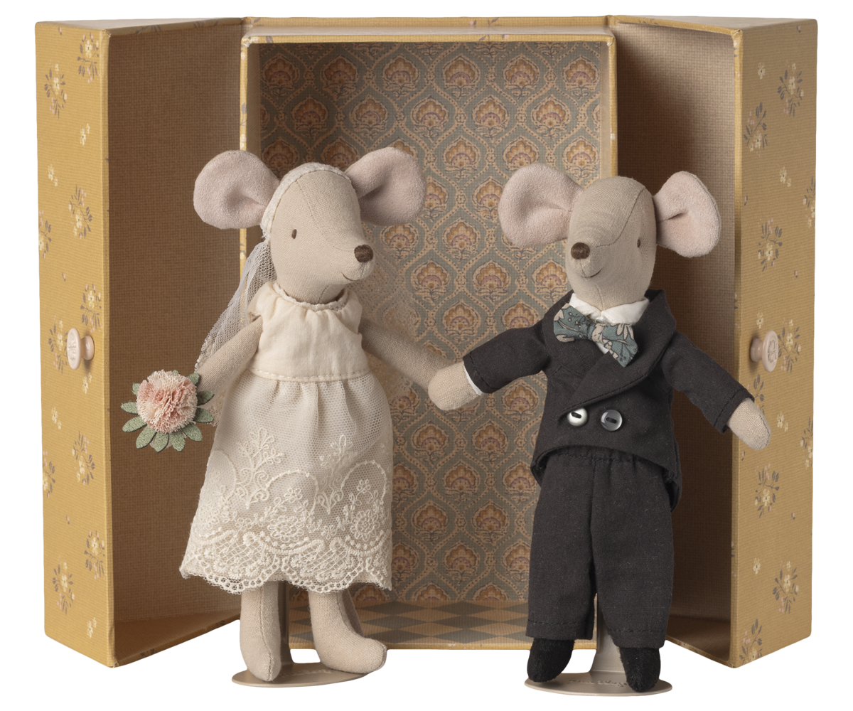Wedding Couple Mice