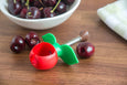 Cherry-Shaped Pitter