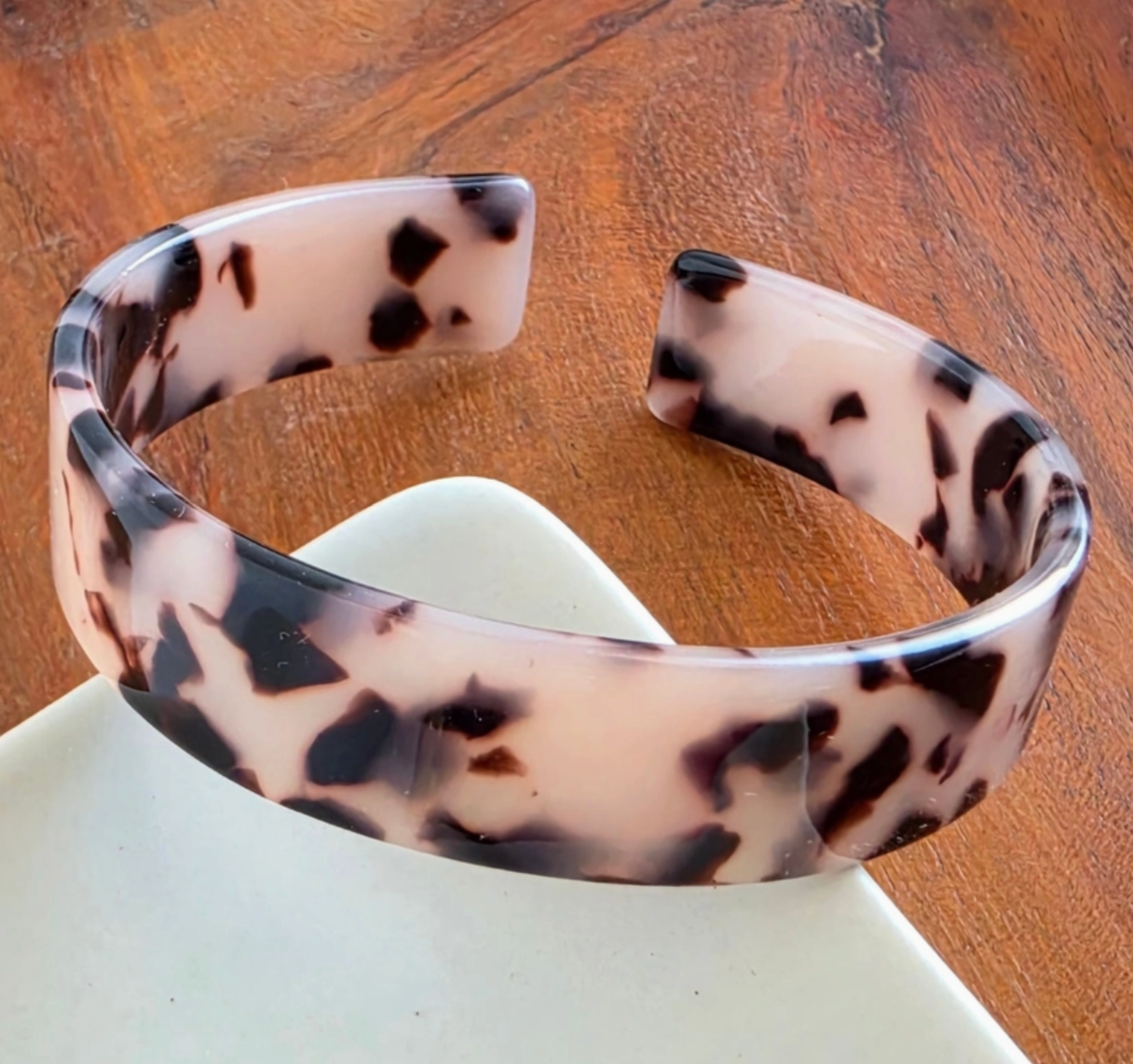 Brynn Acrylic Bracelet