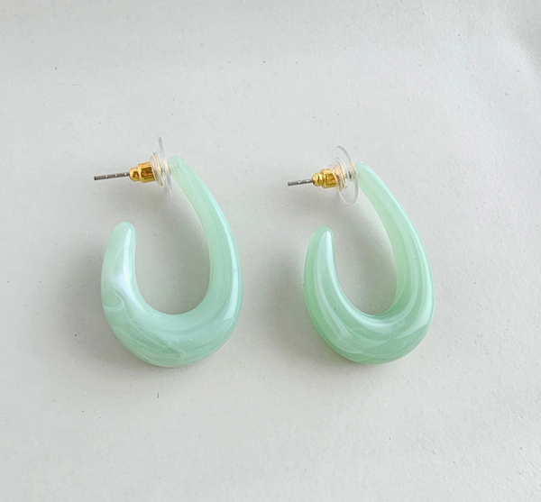 Julie Resin Hoops