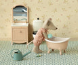 Claw Foot Bathtub