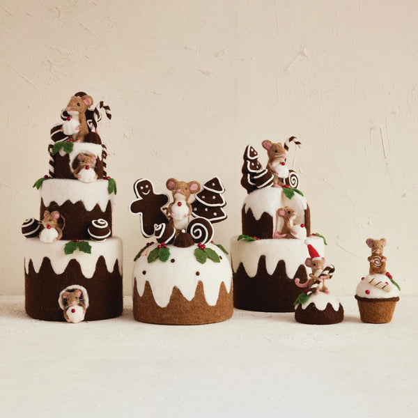 Felt Cake with Gingerbread Cookies & Mice