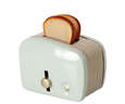 Toaster with Bread